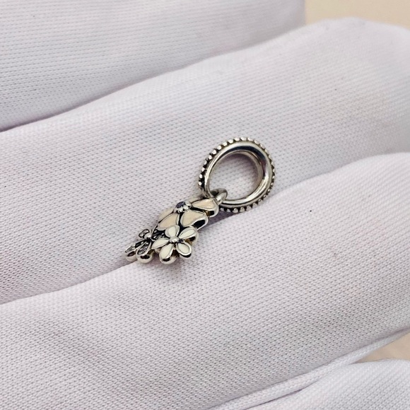 EUC Pandora 791824ENMX Sterling Silver Poetic Blooms Pendant Charm/Pendant - Picture 3 of 8